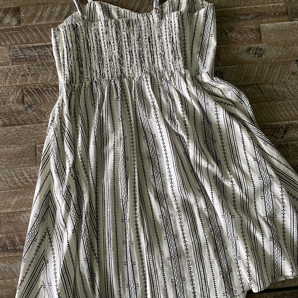 Old Navy Cotton/Linen Sundress, size Large- Brand New! - Picture 5 of 8
